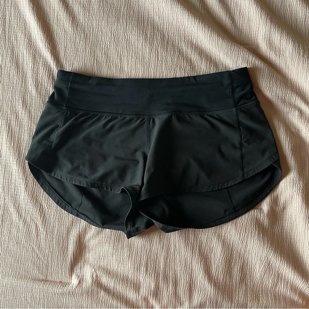Lululemon Athletica Black Athletic Shorts size 2, 2.5 in inseam, low rise